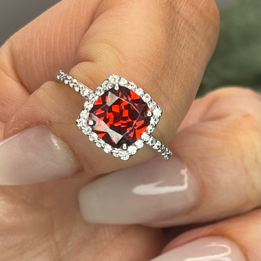 Size 8 Sterling Silver Ruby Red Ring Stamped 925 - image 1